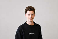 Aurel Hensler, Automobilfachmann in Ausbildung